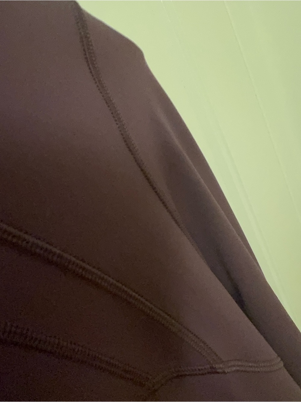 Lululemon: Size 10 Define Jacket Nulu in Plum - Picture 5 of 6
